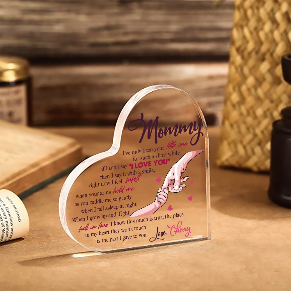 Personalised Name Acrylic Heart Keepsake Holding Hands Ornaments Gifts for Mum/Mom - I Feel Safest When Your Arms Hold Me-Jessemade AU