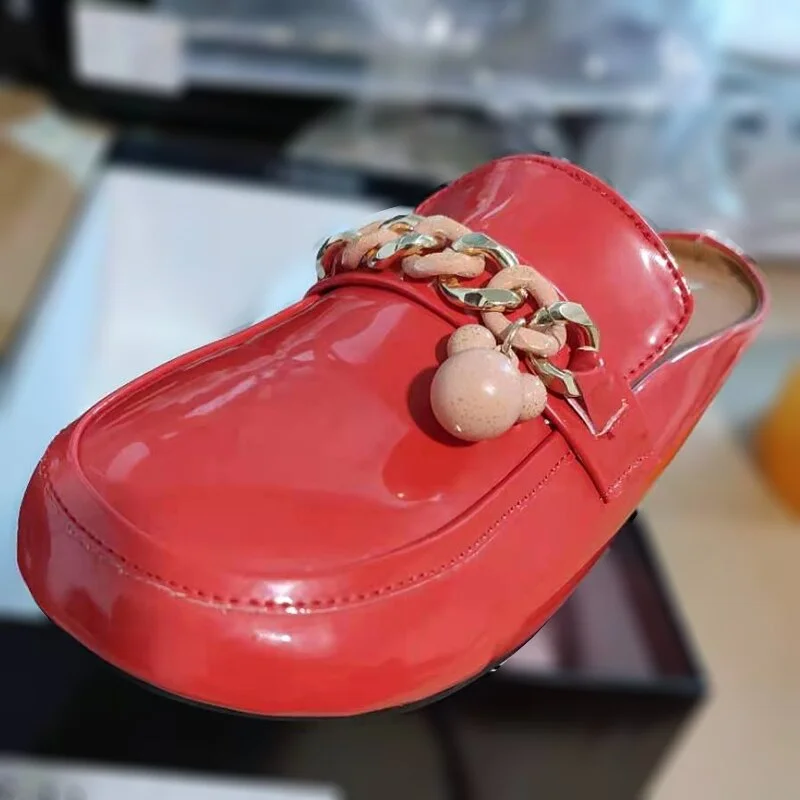 2021 Luxury Brand Designer Women Slippers Slip On Mules Flat  Casual Shoes  Slides  Summer Footwear  Female Patent leather shoes