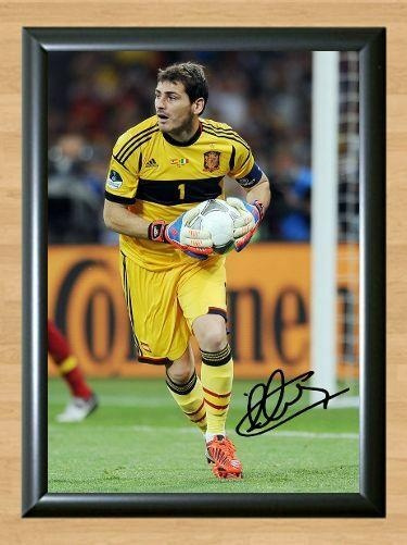 Iker Casillas Real Madrid   Signed Autographed Photo Poster painting Poster Print Memorabilia A4 Size
