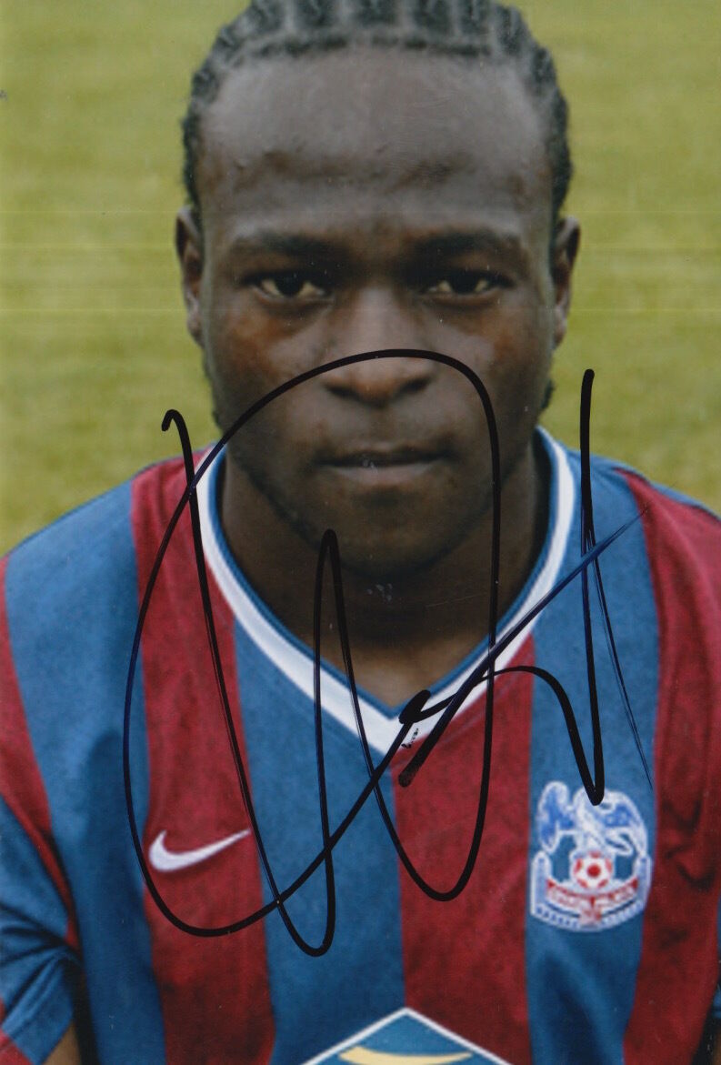 CRYSTAL PALACE HAND SIGNED VICTOR MOSES 6X4 Photo Poster painting 3.