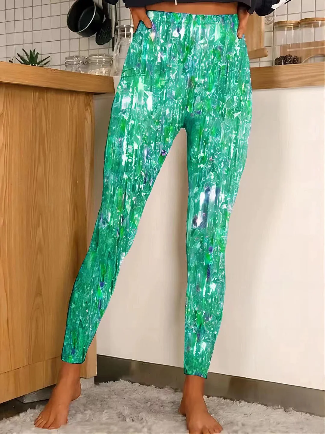 Uveng Slouchy Casual Shiny Printed Sports Leggings
