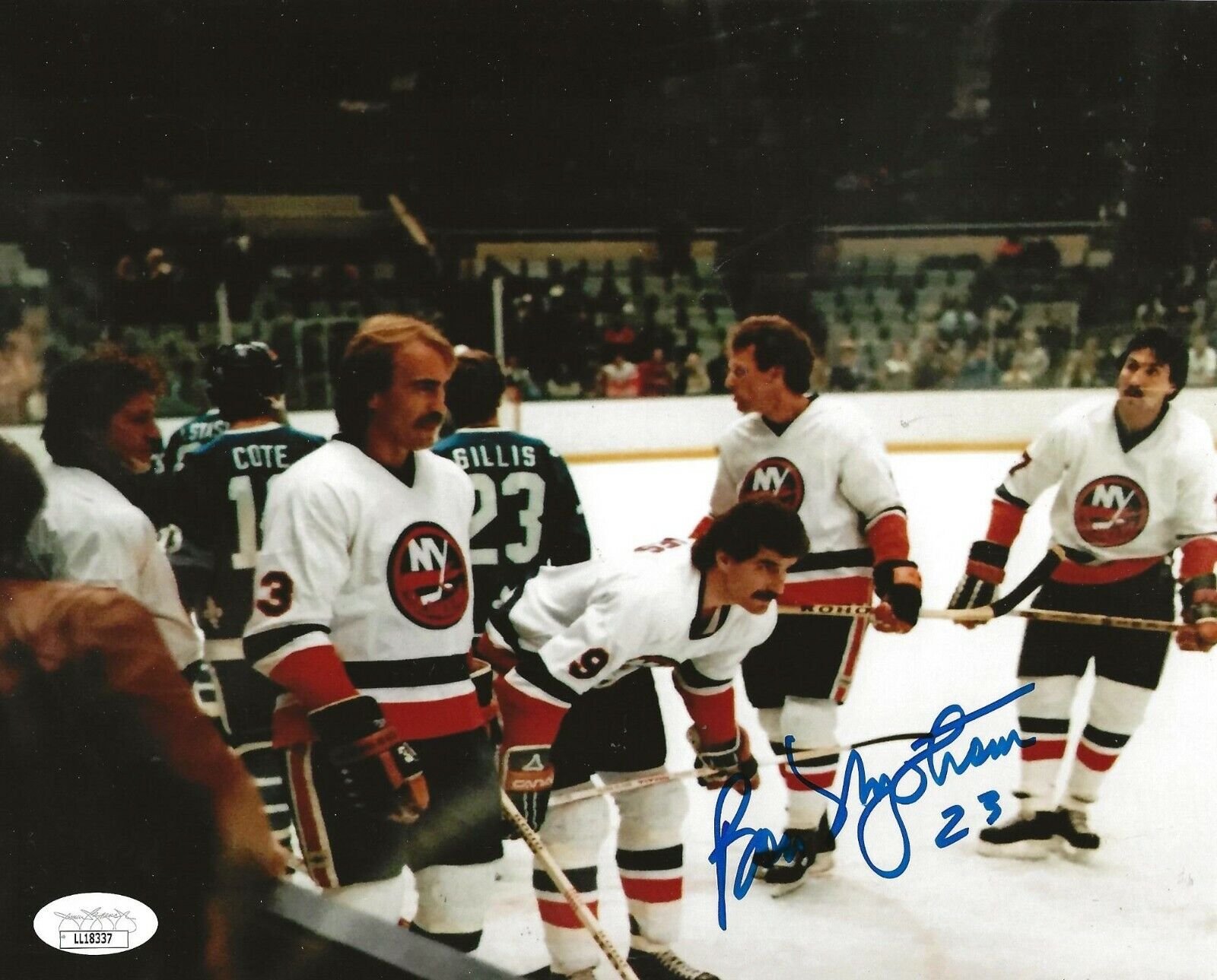 Bob Nystrom signed New York Islanders 8x10 Photo Poster painting autographed 2 JSA