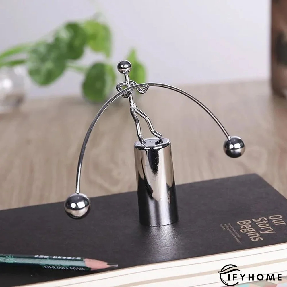 Creative balance ball weightlifting small iron man | IFYHOME