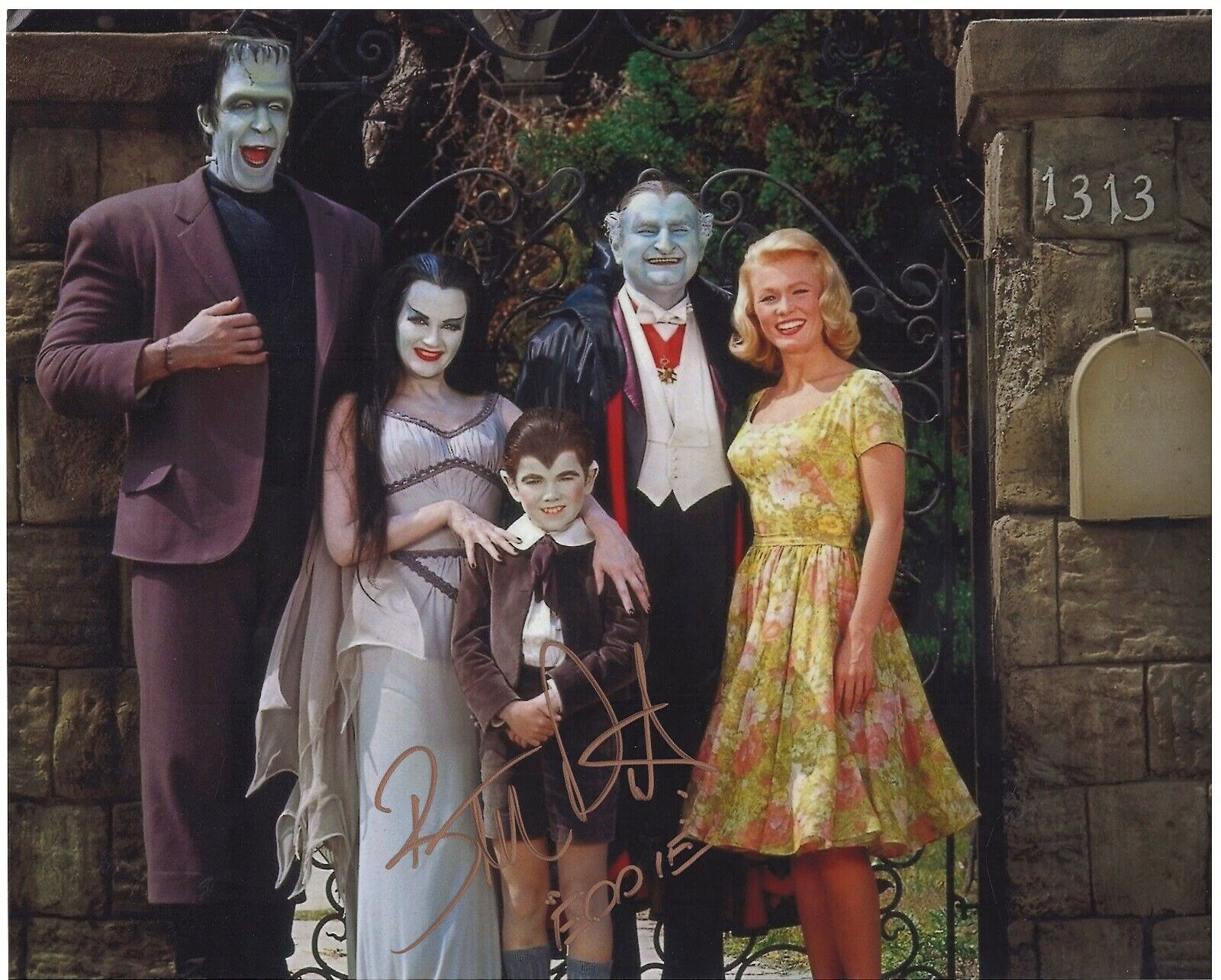 BUTCH PATRICK EDDIE MUNSTER RARE SIGNED MUNSTERS CAST Photo Poster painting