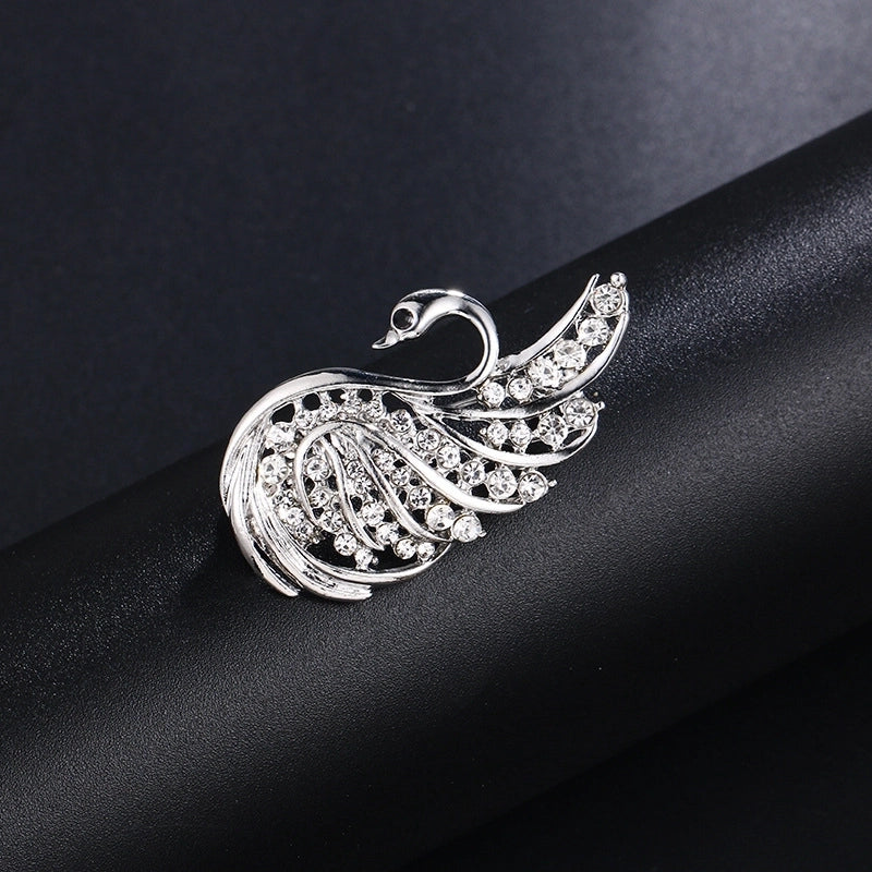 Elegant Pin Leaf Flower Butterfly Alloy Plating Inlay Rhinestones Pearl Women’S Brooches