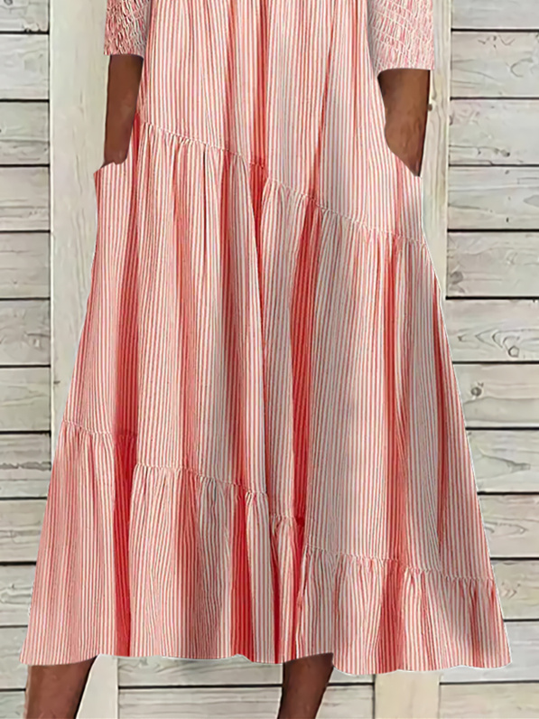 Women Half Sleeve V-neck Solid Color Dress