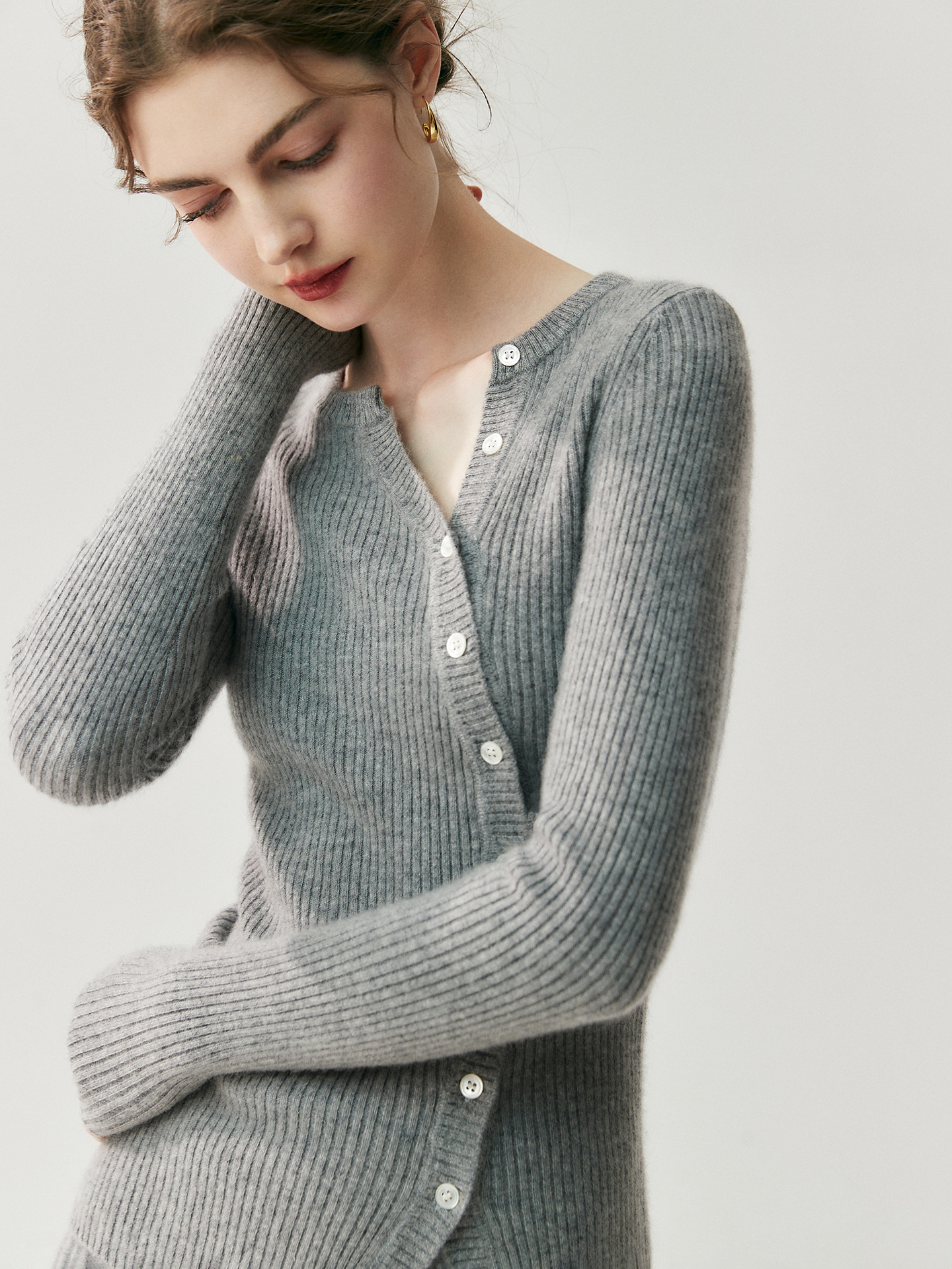 Women's V-Neck Single-Breasted Cashmere Sweater REAL SILK LIFE