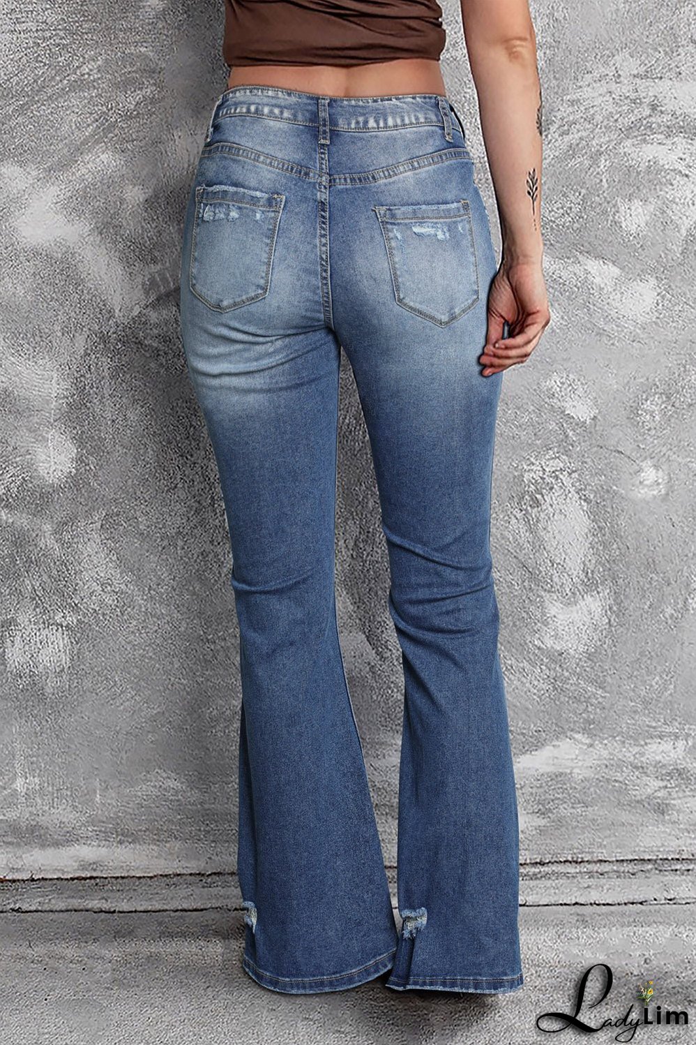 Stylish Women's High-Waisted Bootcut Flare Jeans with Side Pockets