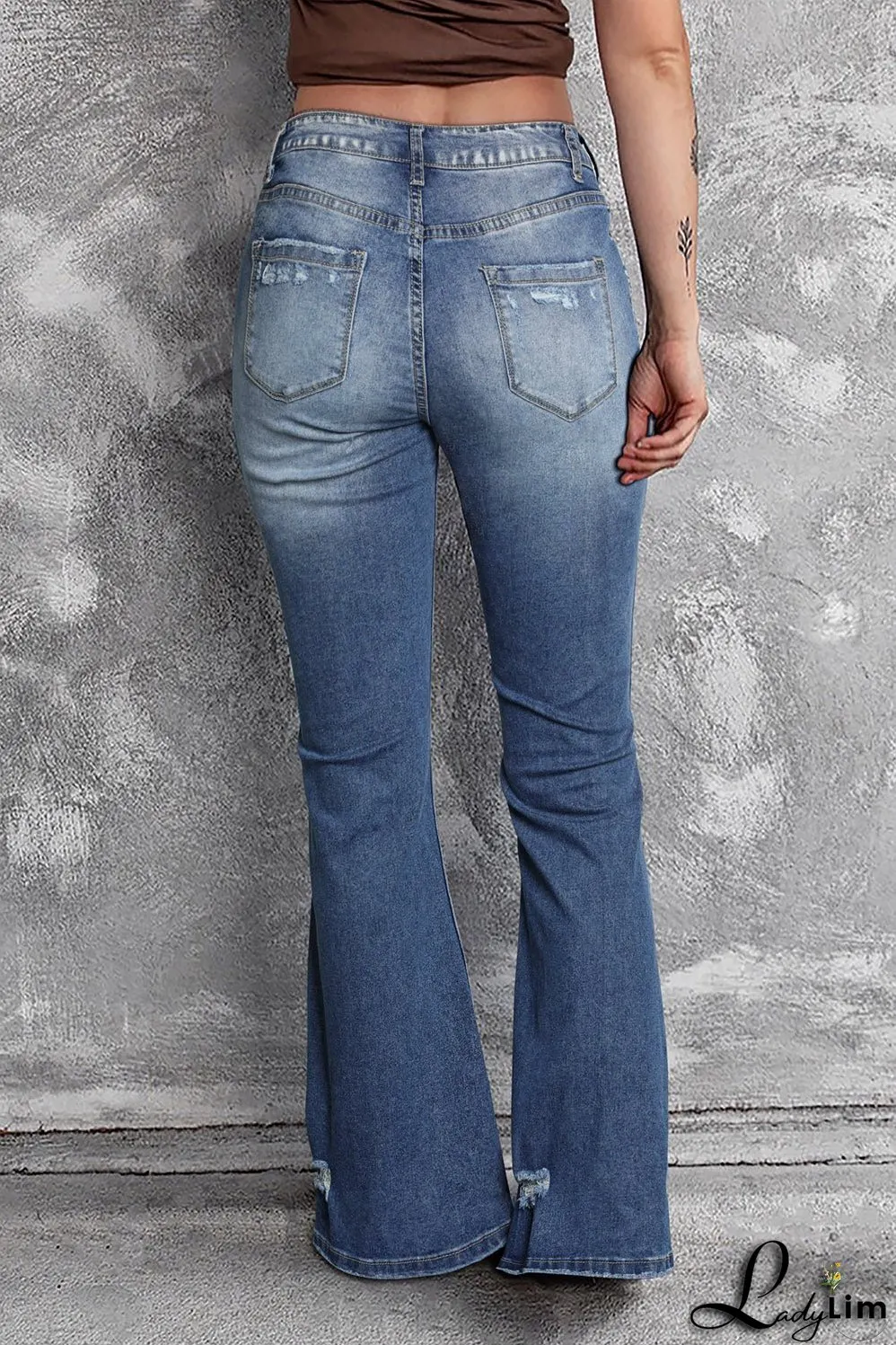 Stylish Women's High-Waisted Bootcut Flare Jeans with Side Pockets