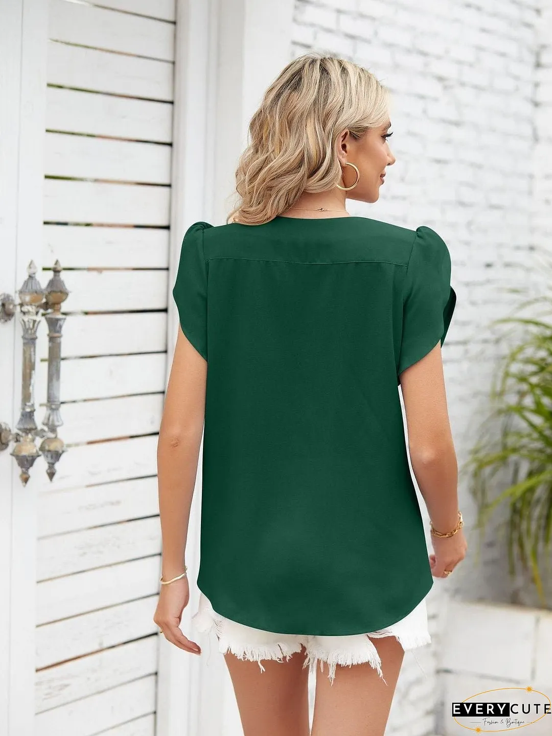 Loose-Fitting Short Sleeve Mock Neck Top