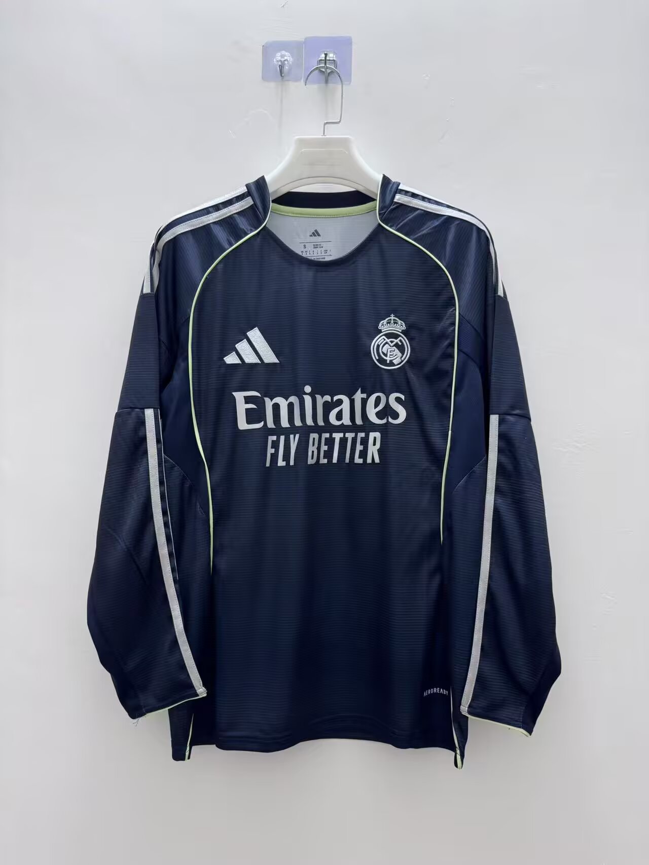 25/26 Football Shirt Real Madrid Away Long Sleeve Thai Quality