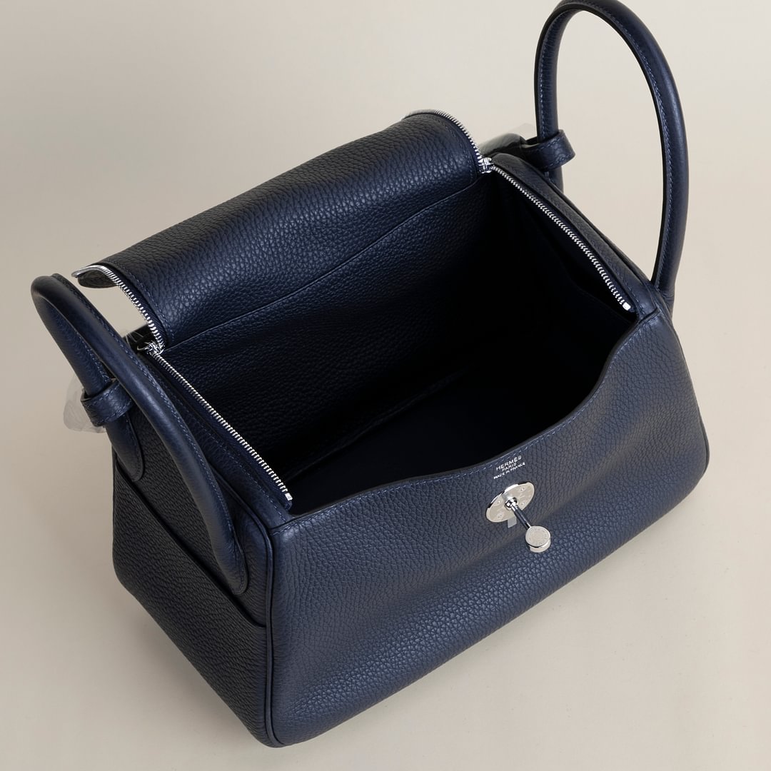 Lindy 26cm Clemence leather 2Z Blue nuit GHW