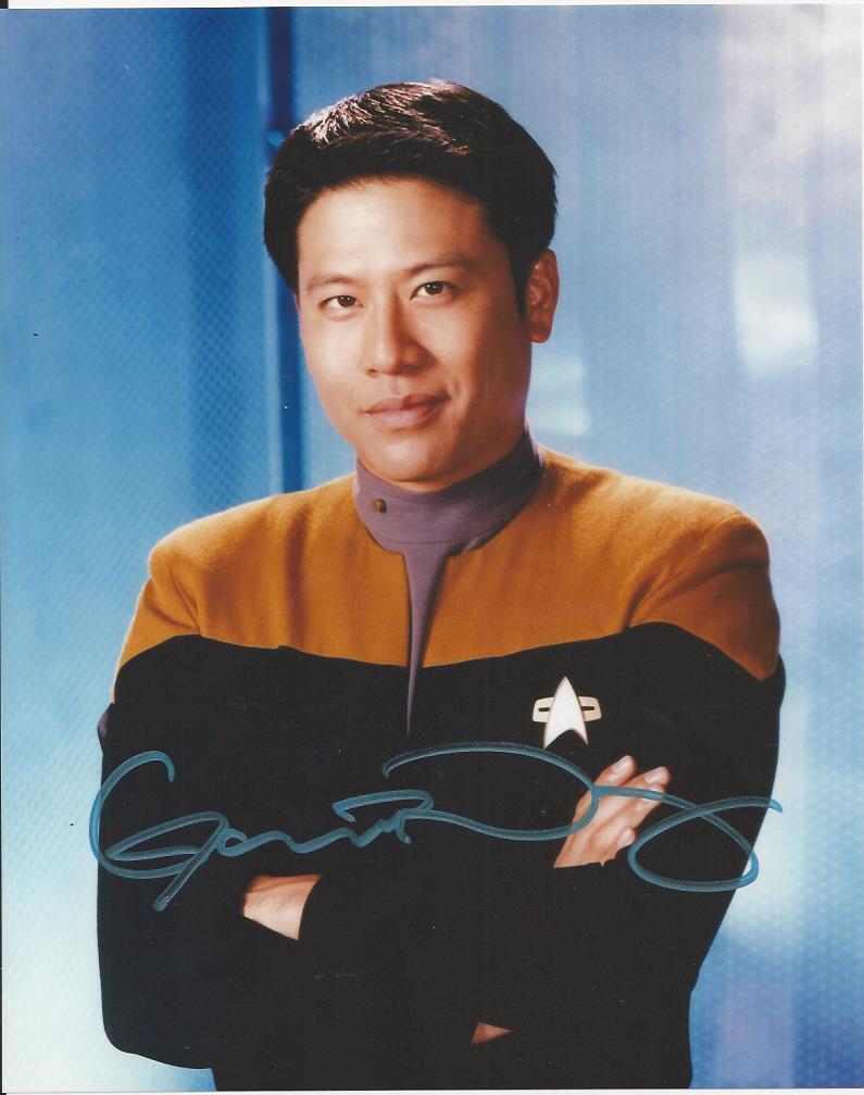 Garrett Wang - Star Trek VOY signed Photo Poster painting