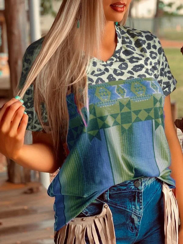 Women Half Sleeve V-neck Solid Color Dress