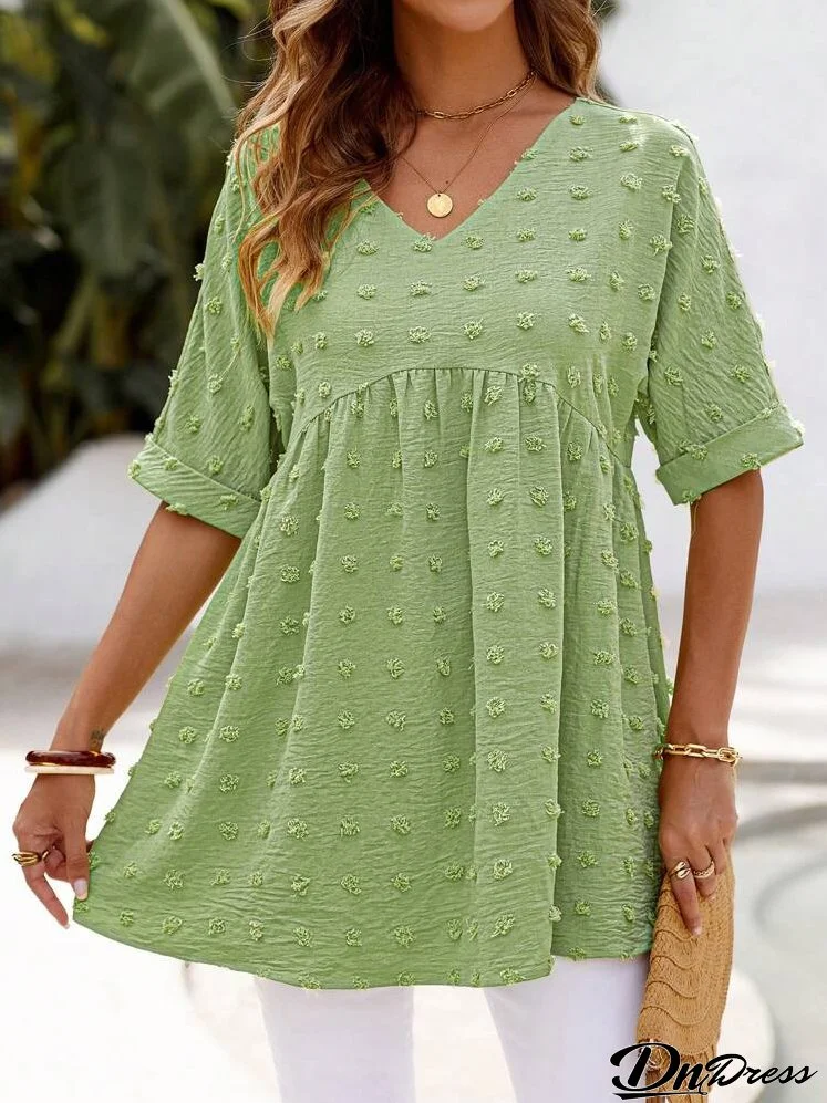 Women's Green Jacquard Fabric Short-Sleeve V-Neck Doll Shirt