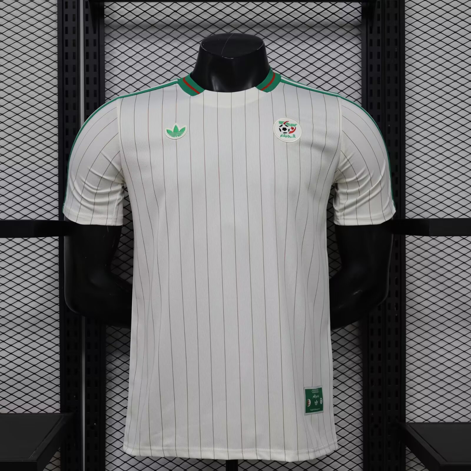 2026 Player Version Algeria National Team Leisure Retro Football Jersey（The player version jersey is a bit tight, please pay attention to the size selection）