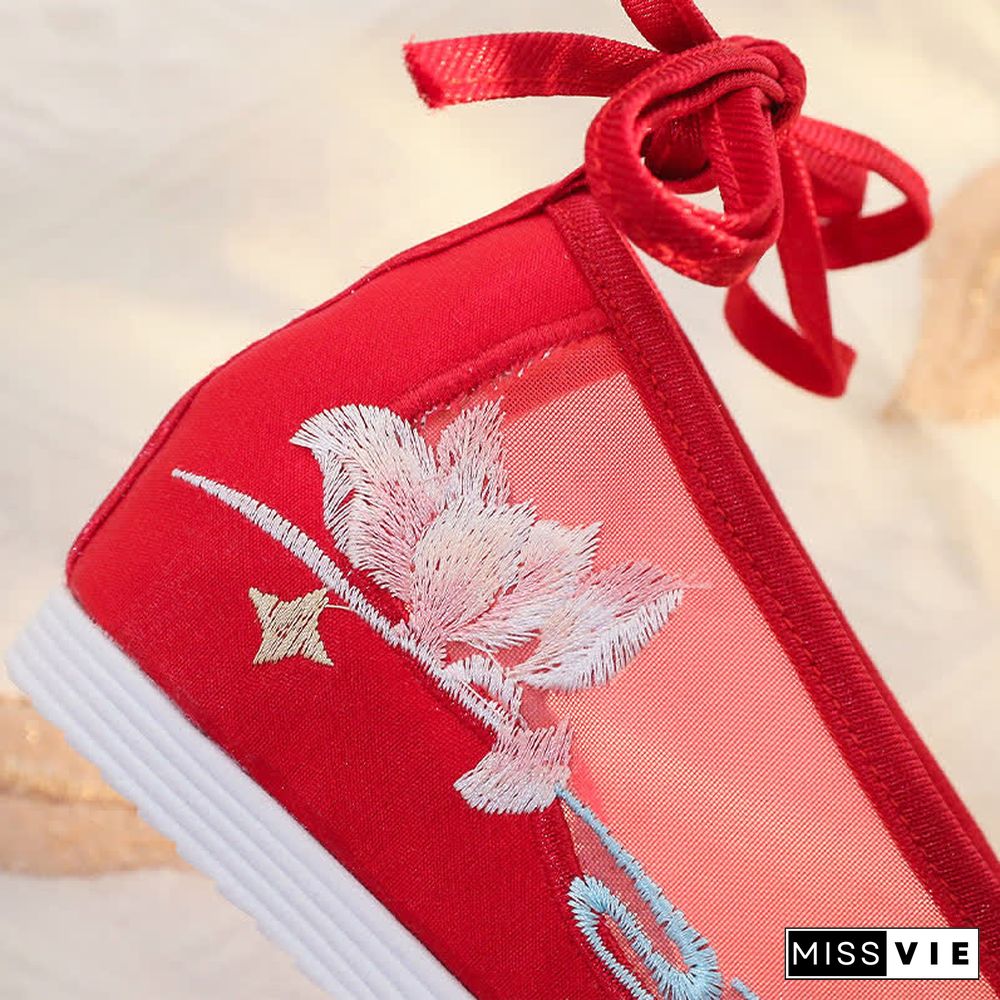 Vintage Lotus Moon Embroidery Pearl Lace Up Flats Shoes