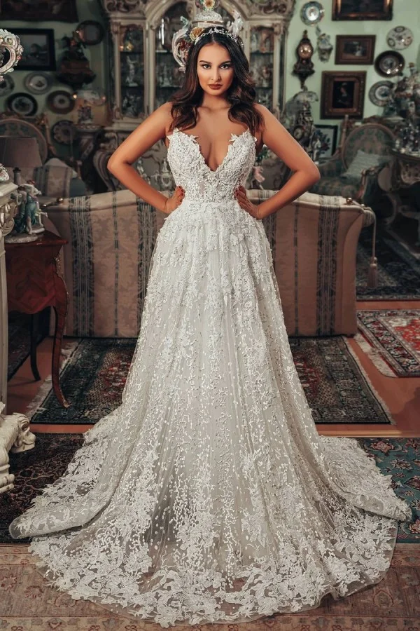 Vintage V-neck Long A-line Wedding Dress With 3D Floral Lace | Ballbellas Ballbellas