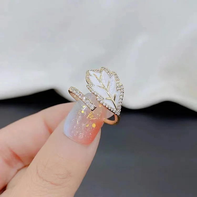 Delicate Simple Leaf Open Ring