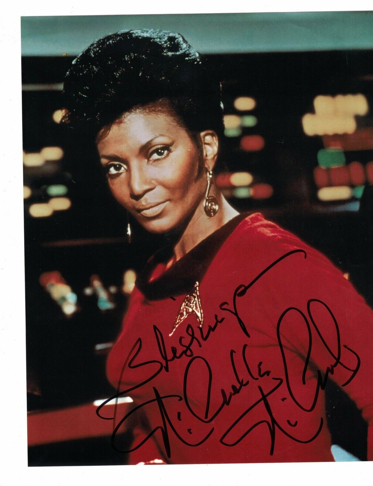 Nichelle Nichols LT. Uhura Star Trek Signed 8 x 10