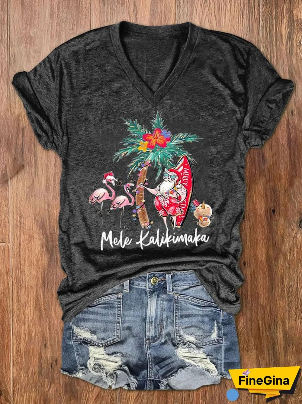 Women's Mele Kalikimaka Hawaii Christmas Print V-Neck T-Shirt