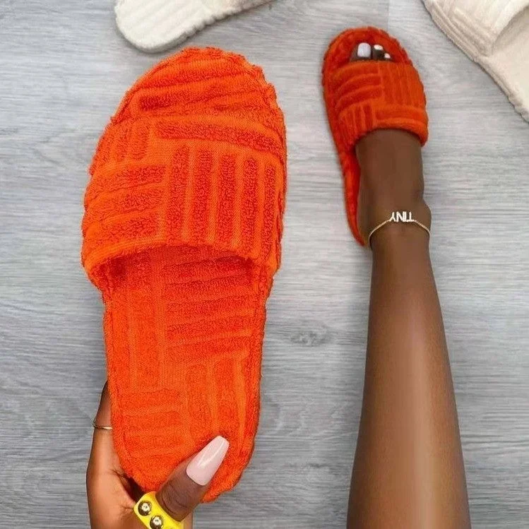 Women Modern Fashion Home Slippers Winter Platform Flat Fluffy Plush Slides Sexy Luxury Design Solid Non Slip Ladies Shoes House
