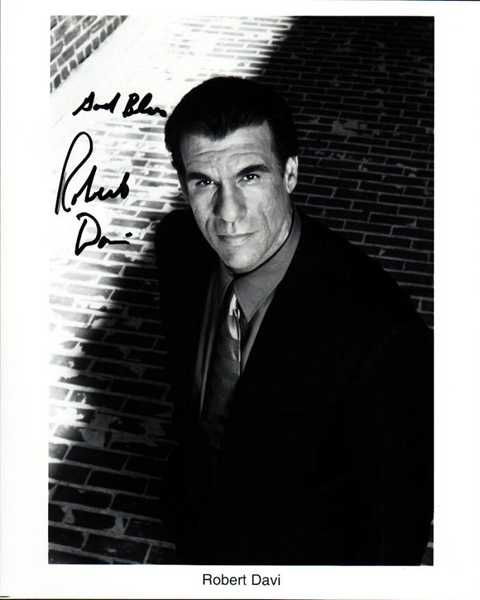 ROBERT DAVI Signed Photo Poster painting - PROFILER