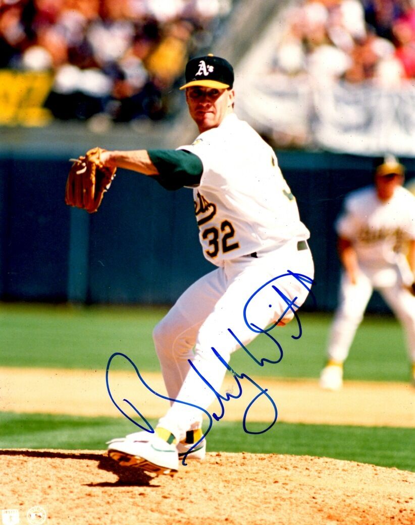 Signed 8x10 BOBBY WITT Oakland A's Autographed Photo Poster painting - COA