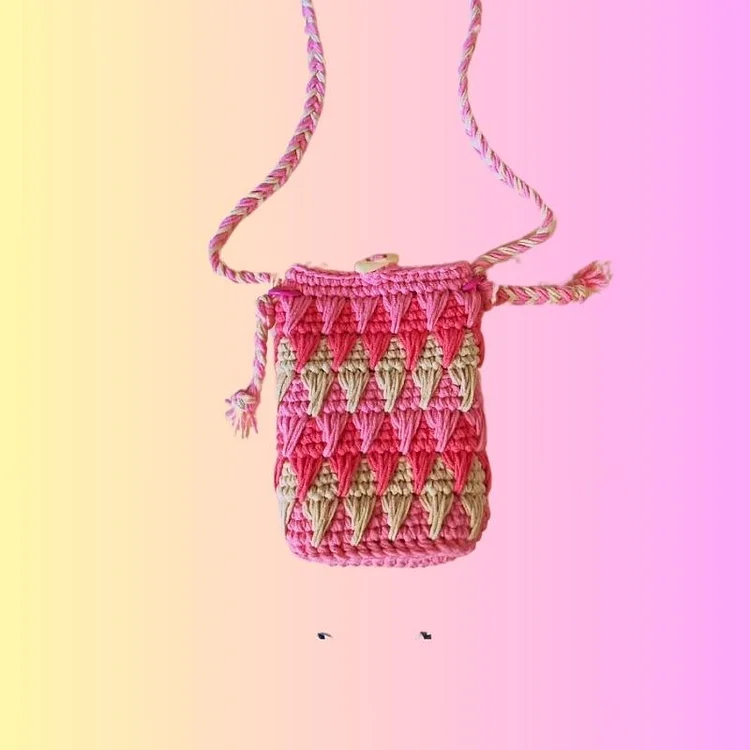 Lulusnow Handmade Pink Classic Striped Patterns Small Shoulder Bag Crochet Crossbody Bag