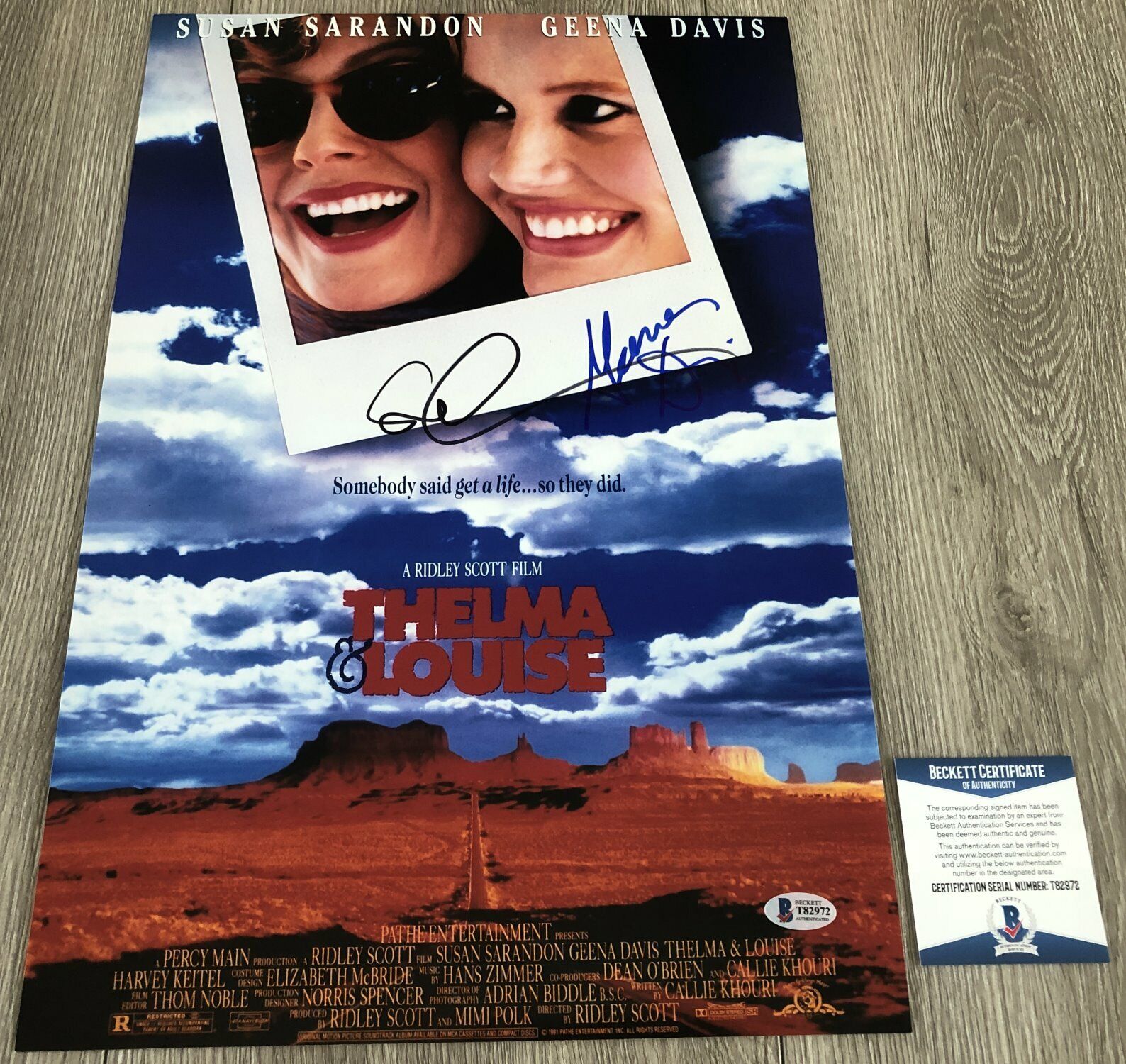 SUSAN SARANDON GEENA DAVIS SIGNED THELMA & LOUISE 12x18 Photo Poster painting w/ BAS EXACT PROOF