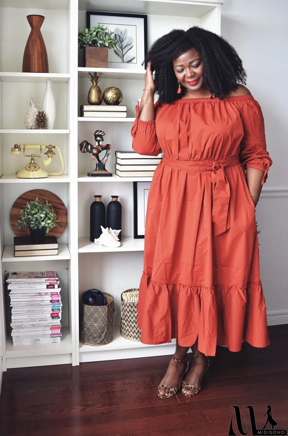 MidiSono - Autumn And Winter One-shoulder Loose Dress With Belt