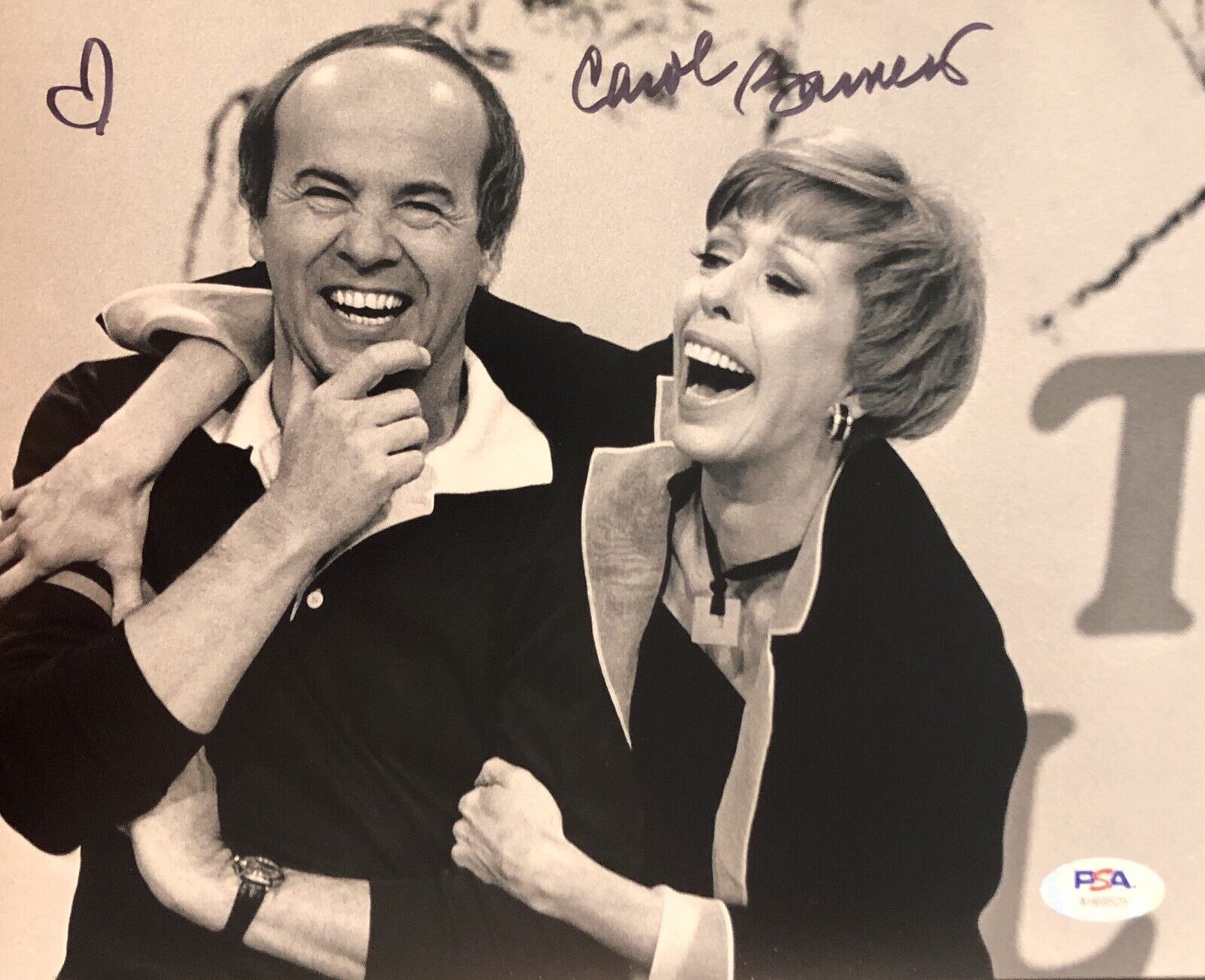 Carol Burnett Signed Autographed The Show 8x10 Photo Poster painting Laugh Psa/Dna