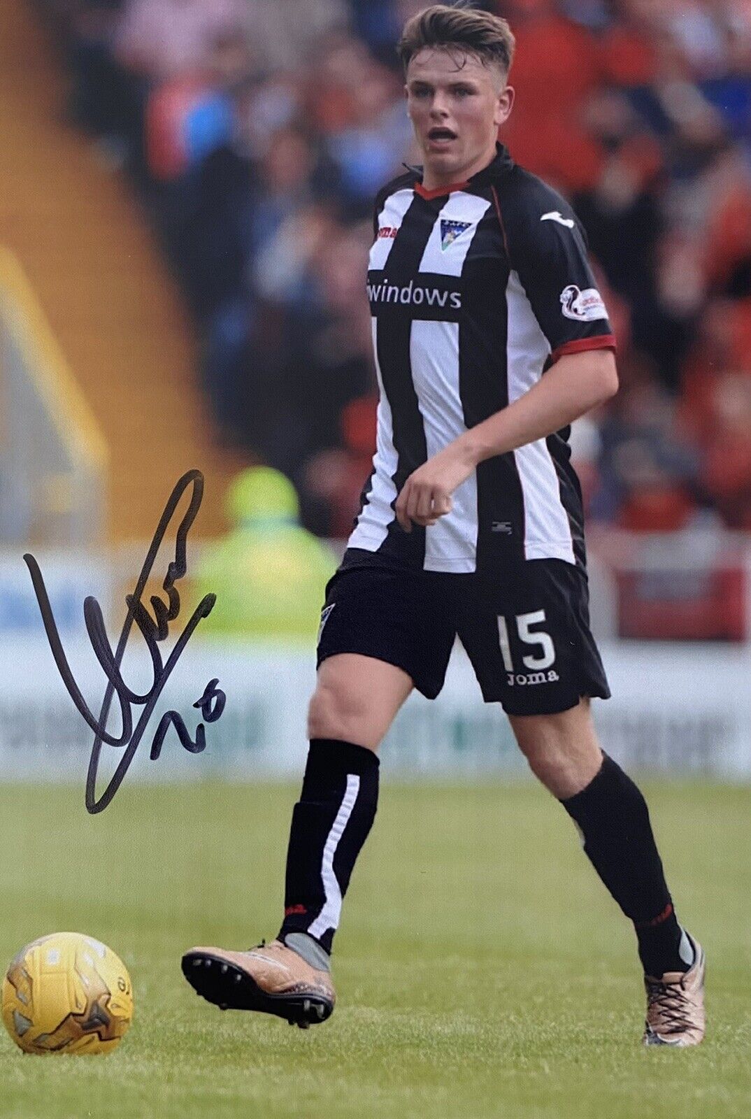 Lewis Spence Genuine Hand Signed Dunfermline Athletic 6X4 Photo Poster painting