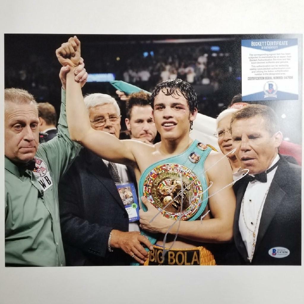 Julio Cesar Chavez Jr. signed 11x14 Photo Poster painting Boxing Autograph ~ Beckett BAS COA