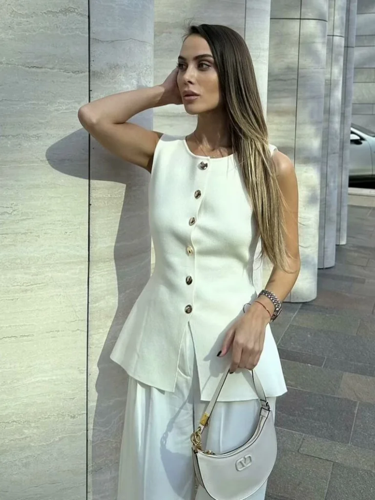 Nigikala Nigikala Women's Clothing 2025 Autumn New Golden Buckle Repair Knitted Vest Vest A3