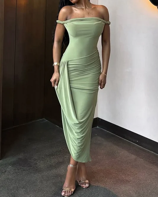 One-shoulder Solid Color Hollow Pleated Dress