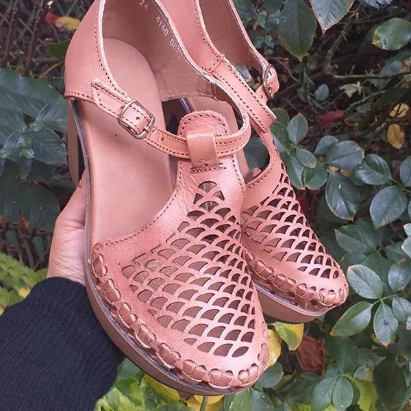 Women's Colored Closed Toe Mesh Sandals