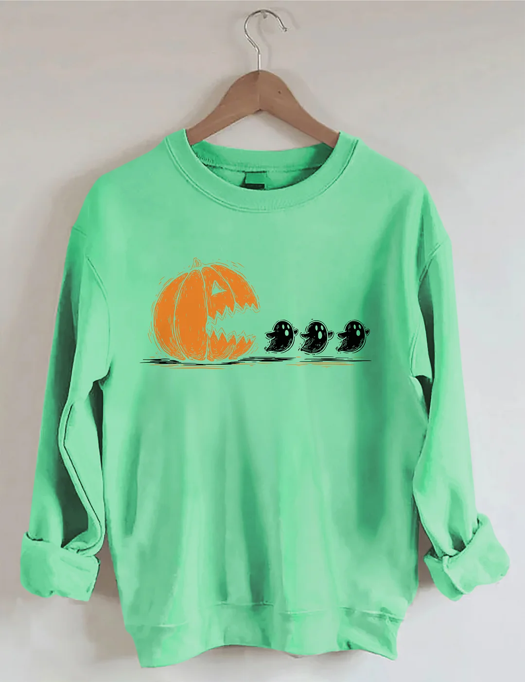 Trendy Halloween Pumpkin Chasing Ghost Sweatshirt