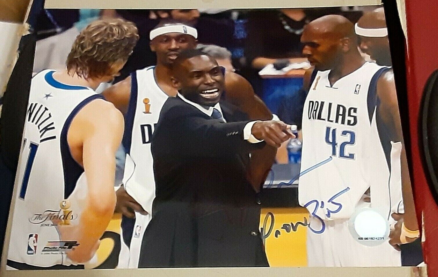 Avery Johnson Dallas Mavericks SIGNED AUTOGRAPHED NBA Finals Photo Poster painting File 8x10 COA