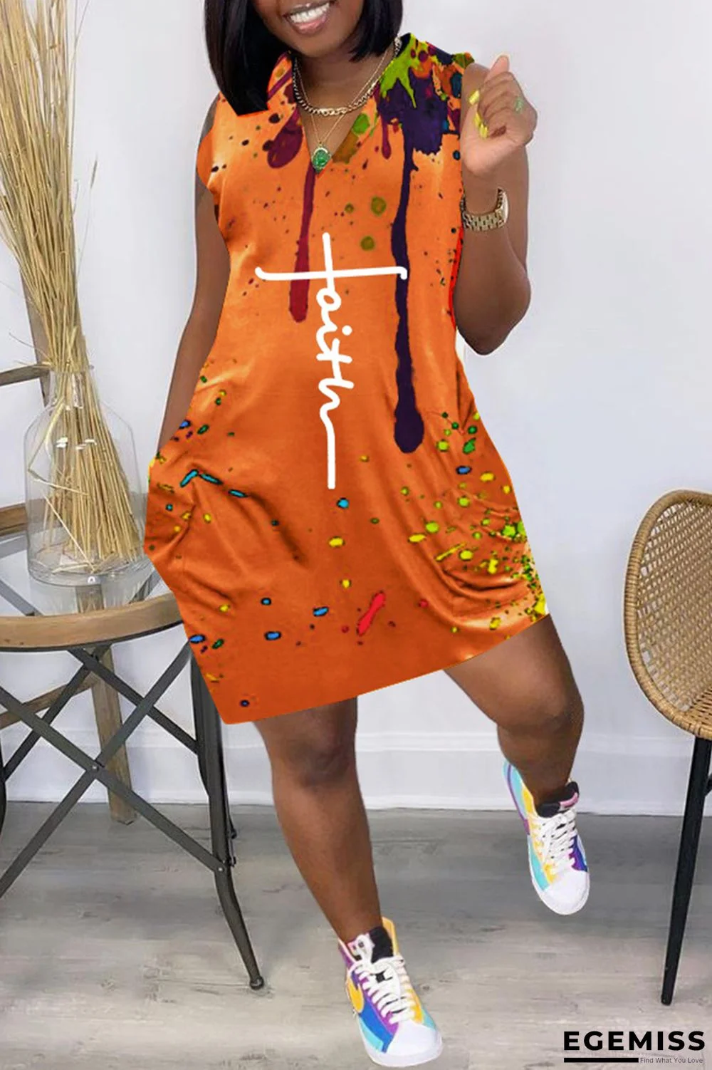 Orange Fashion Casual Print Basic V Neck Sleeveless Dress | EGEMISS