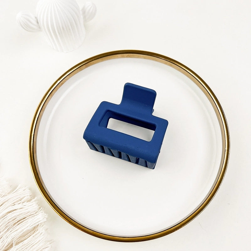 Fashion Solid Color Plastic Hair Claws