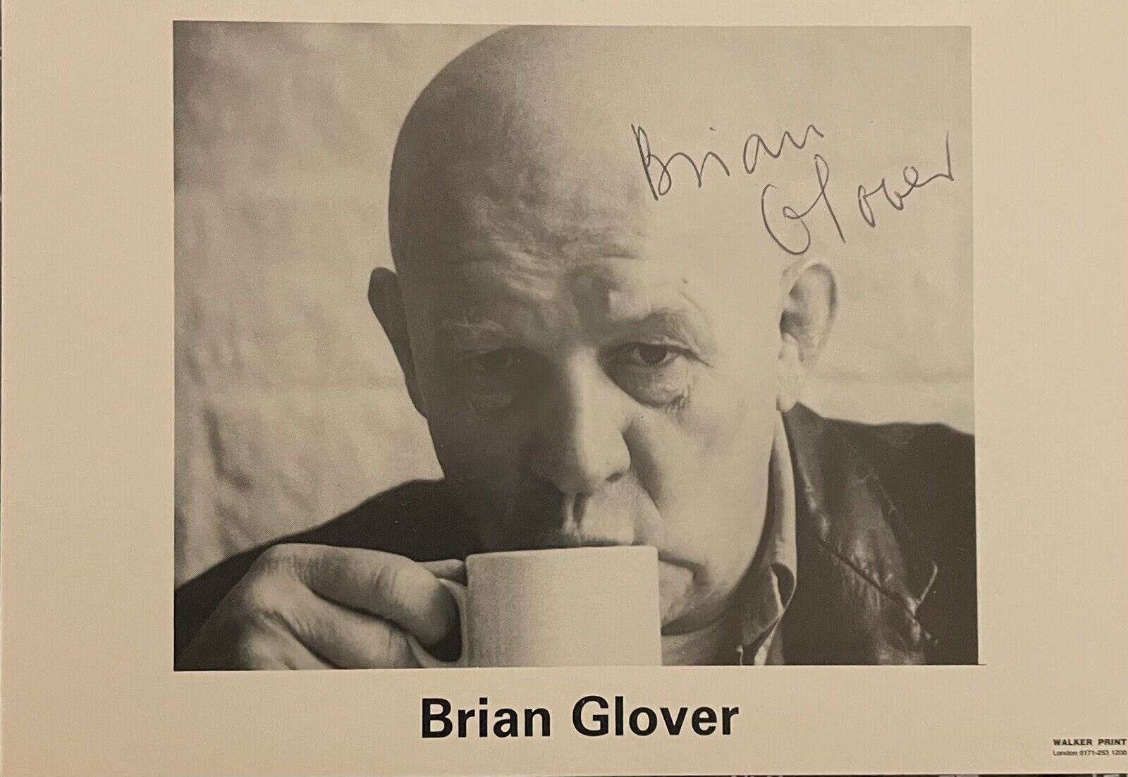 BRIAN GLOVER SIGNED 6x4 SIGNED Photo Poster painting