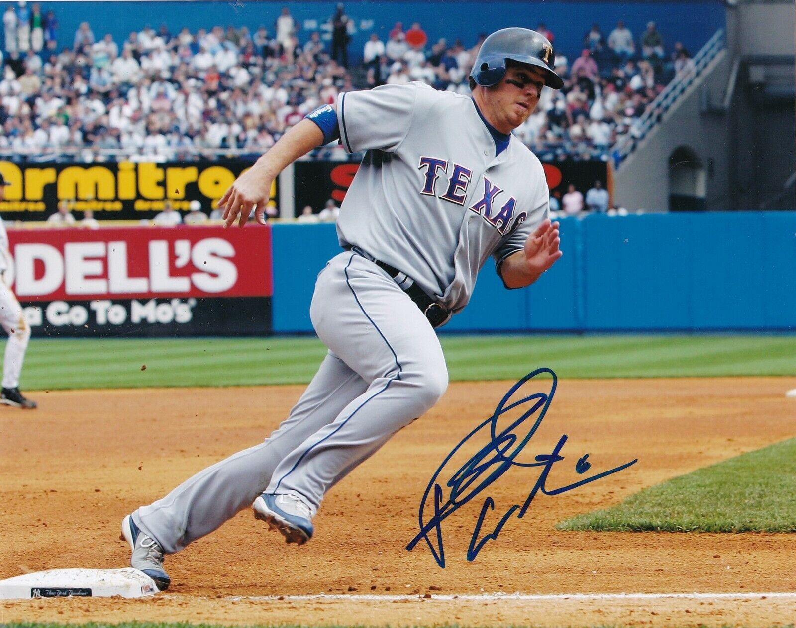 FRANK CATALANOTTO TEXAS RANGERS ACTION SIGNED 8x10