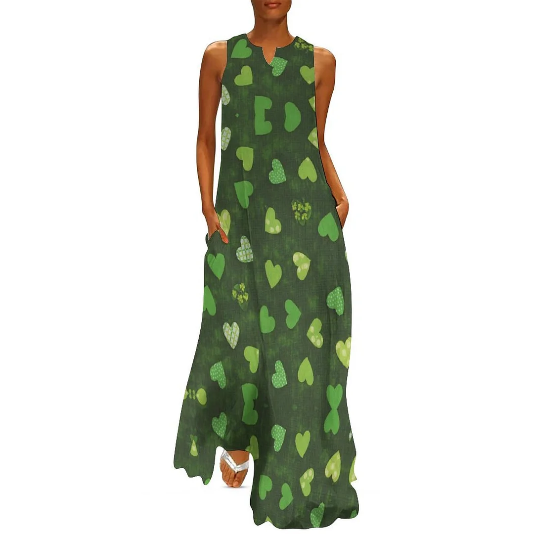 Style & Comfort for Mature Women Plus Size Printed Sleeveless Casual Women Maxi Dress with Pockets in Pattern St. Patrick's Day, Green, Clover, Lucky