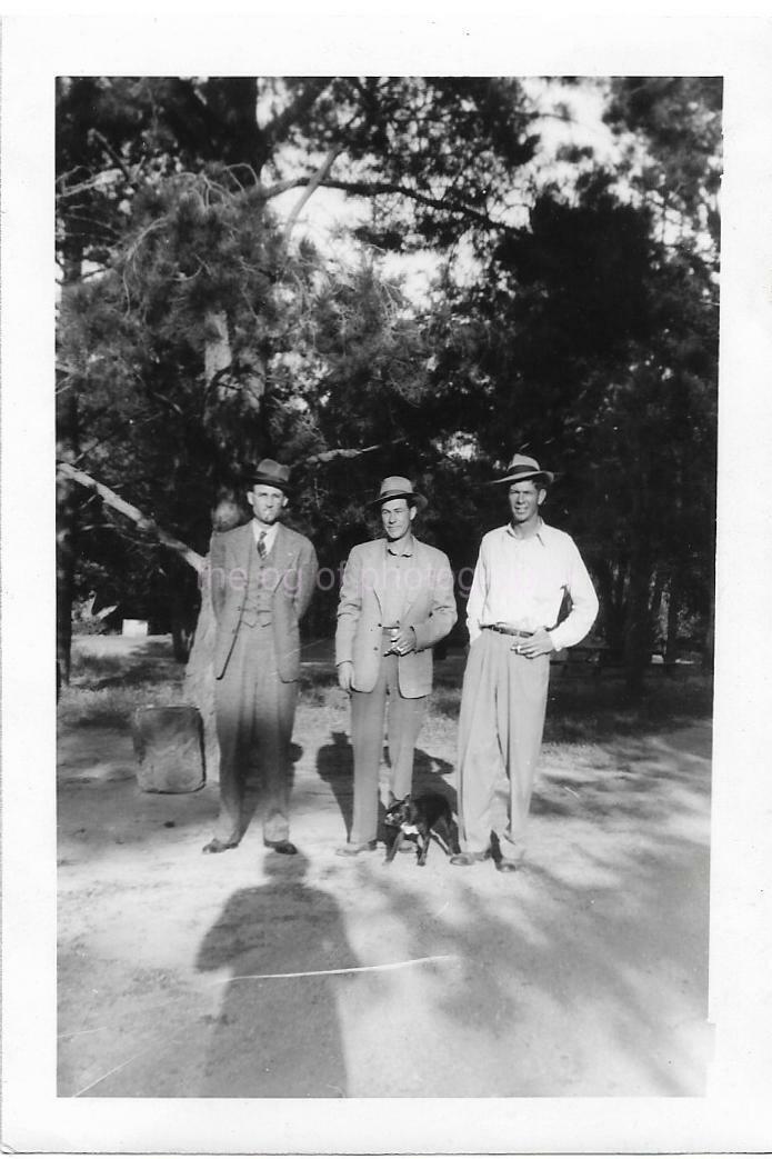 THREE GUYS Vintage FOUND Photo Poster painting Men bwOriginal Snapshot 01 29 S