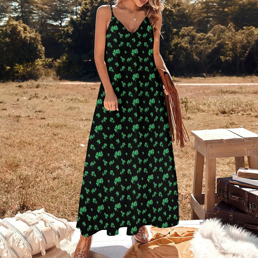 green shamrock dress Shamrock Green Dress with Chiffon Skirt and Pearl Detail – La Creme Boutique main image 0