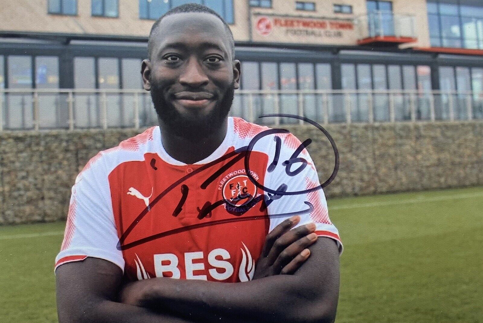 Toumani Diagouraga Genuine Hand Signed Fleetwood Town 6X4 Photo Poster painting