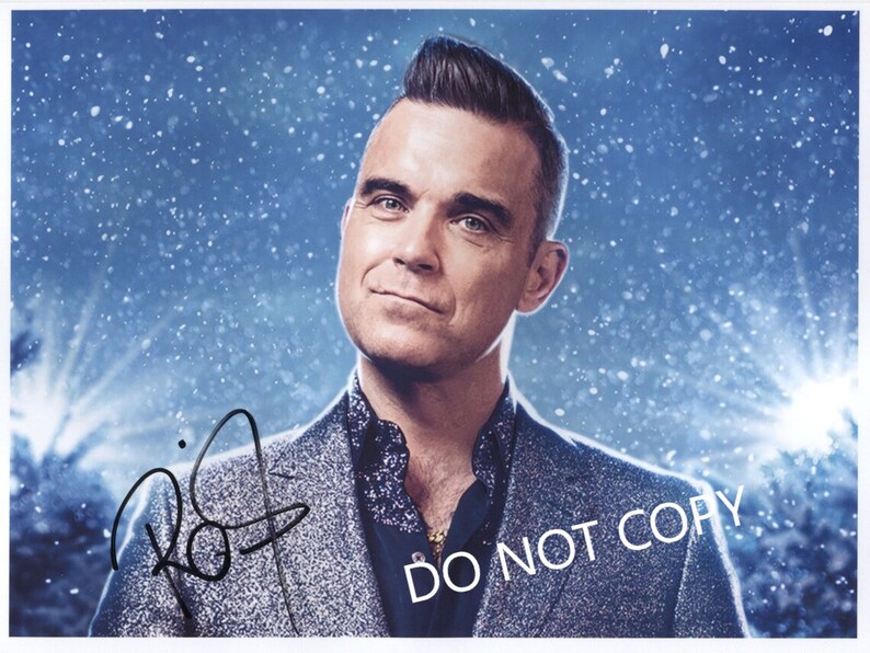 Robbie Williams 8 x10 20x25 cm Autographed Hand Signed Photo Poster painting