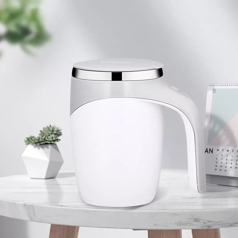 Automatic Mixing Cup