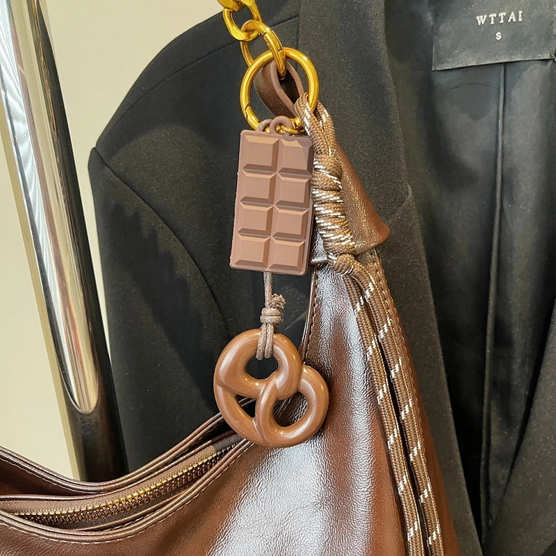 Women’s Medium Pu Leather Solid Color Classic Style Streetwear Square Zipper Underarm Bag